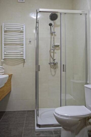 Фото номера Двухместный номер с 1 кроватью или 2 отдельными кроватями Отель Hotel Jamajka г. Вонгровец 3